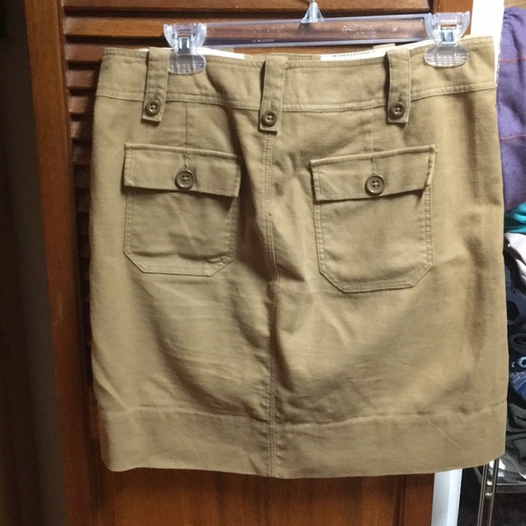 Skirt - Picture 2 of 4